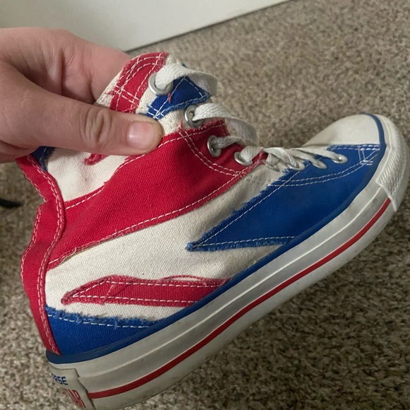 British flag Converse - Picture 3 of 5